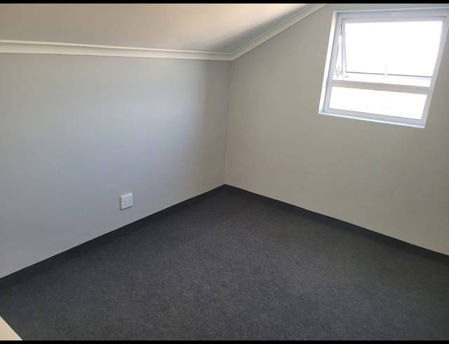 1.5 BEDROOM APARTMENT TO LET IN CHASEDENE